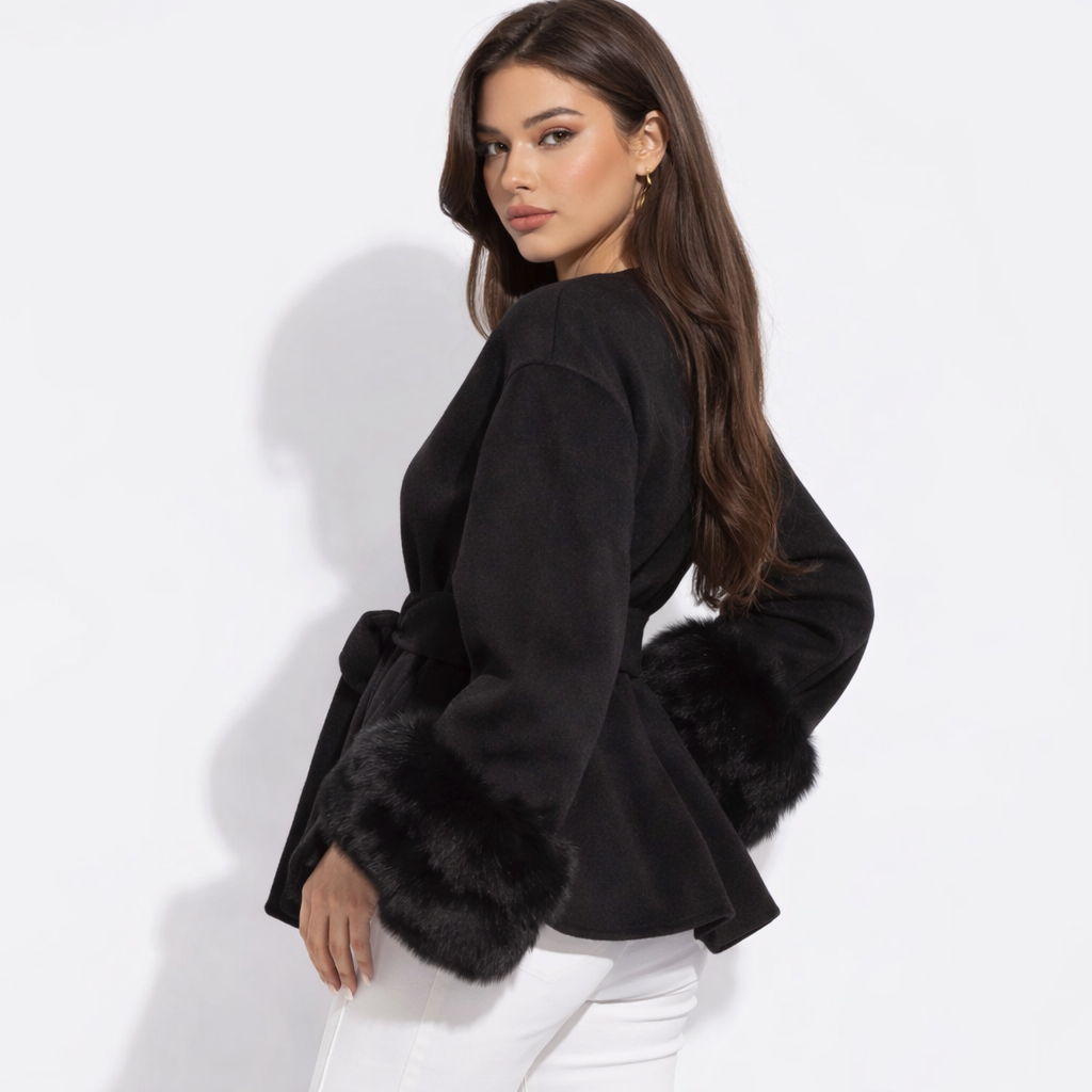 Il Victoria Moss in nero